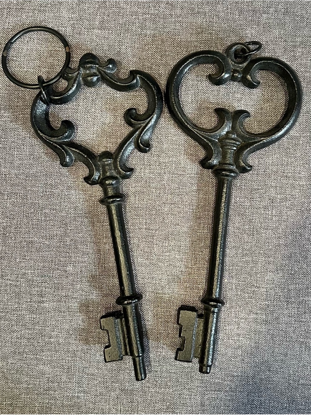 Vintage Set 2 Black Brass Skeleton Key Ring Large 10” Heavy Decorative Decor